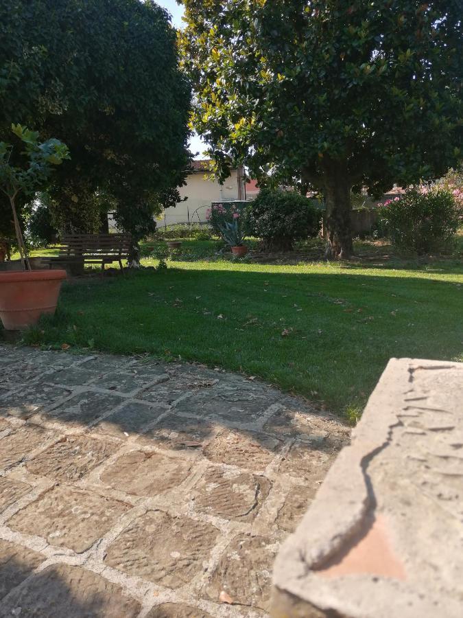 Alle Vecchie Mura Pistoia Exterior foto