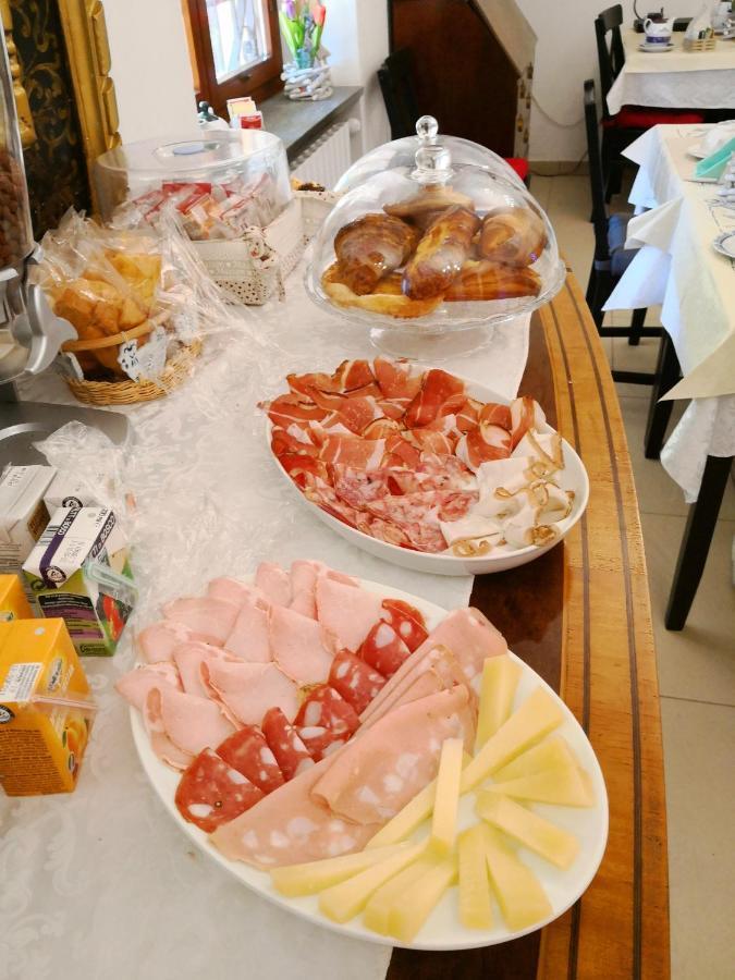Alle Vecchie Mura Pistoia Exterior foto